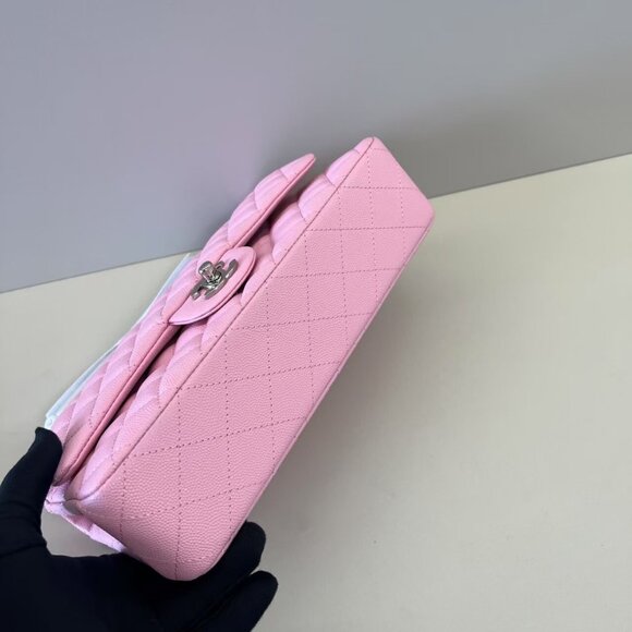 CHANEL Classic Flap Bag CF Bag Like New - Picture 7 of 9